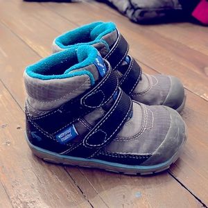 EUC Atlas Waterproof Boots